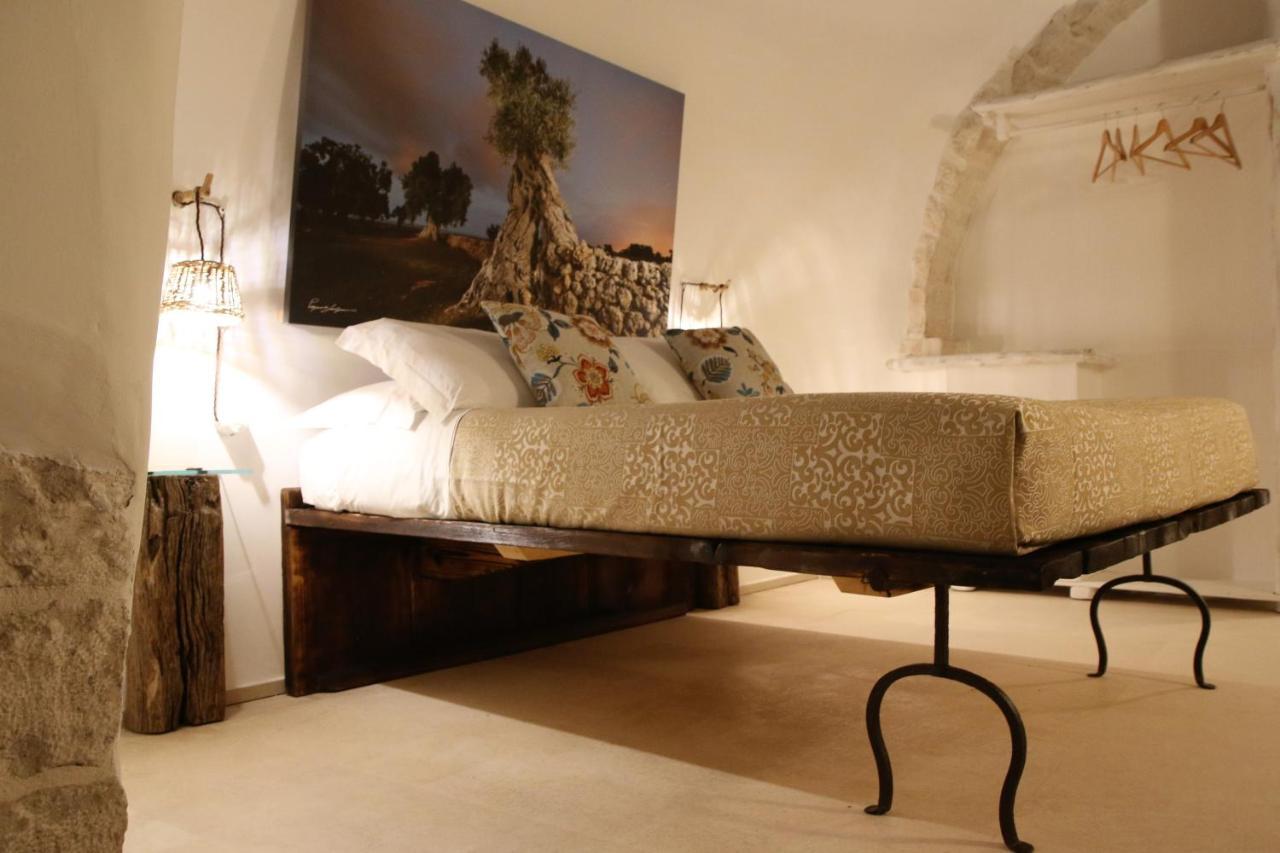Trulli Holiday Deluxe & Wellness อัลเบโรเบลโล ภายนอก รูปภาพ
